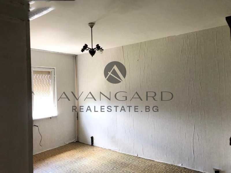 Продава се Двустаен апартамент в Пловдив, Изгрев - 65 кв.м за 847 €/кв.м - Снимка #10