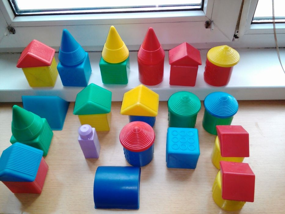 продавам стари детски играчки