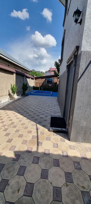 Продам коттедж дом в городе