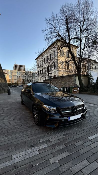 Mercedes E220 / AMG Paket / Panoramic / Multibeam