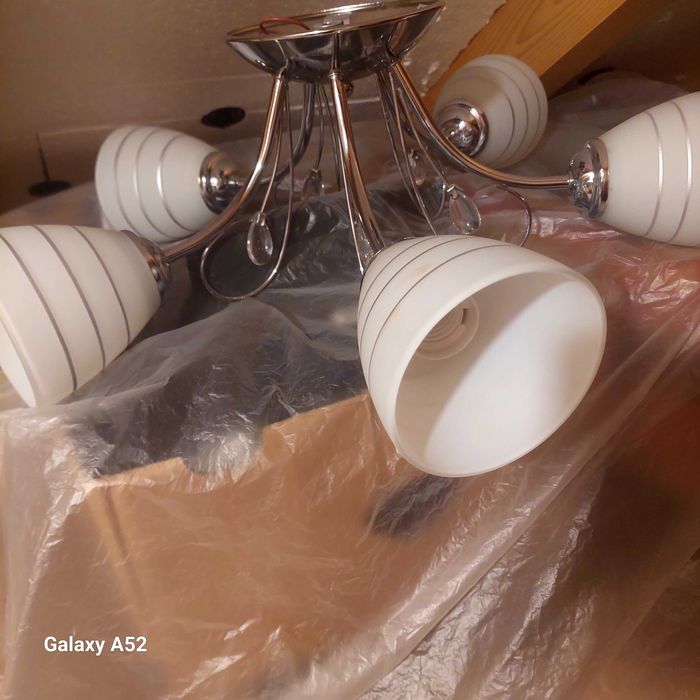 Lustra cu 5 brate noua nefolosita