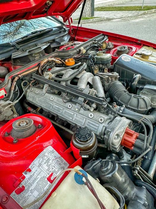 Porsche 944 Targa 1984 – Vehicul Istoric, Motor Revizuit, Fără Rugină