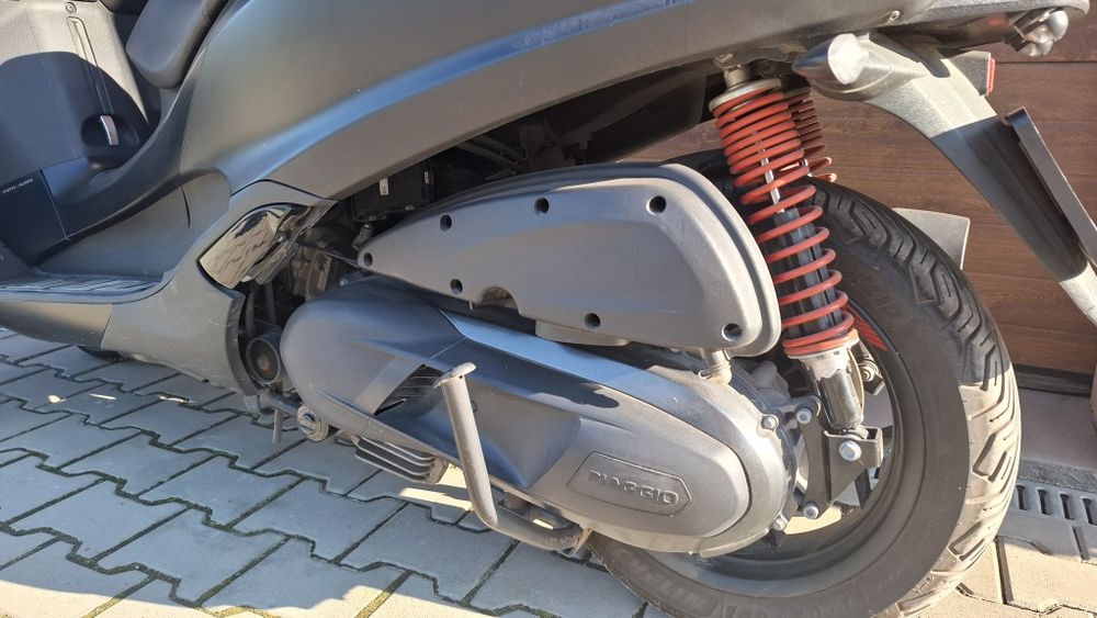 Scooter Moto Piaggio MP3 350cm 2020