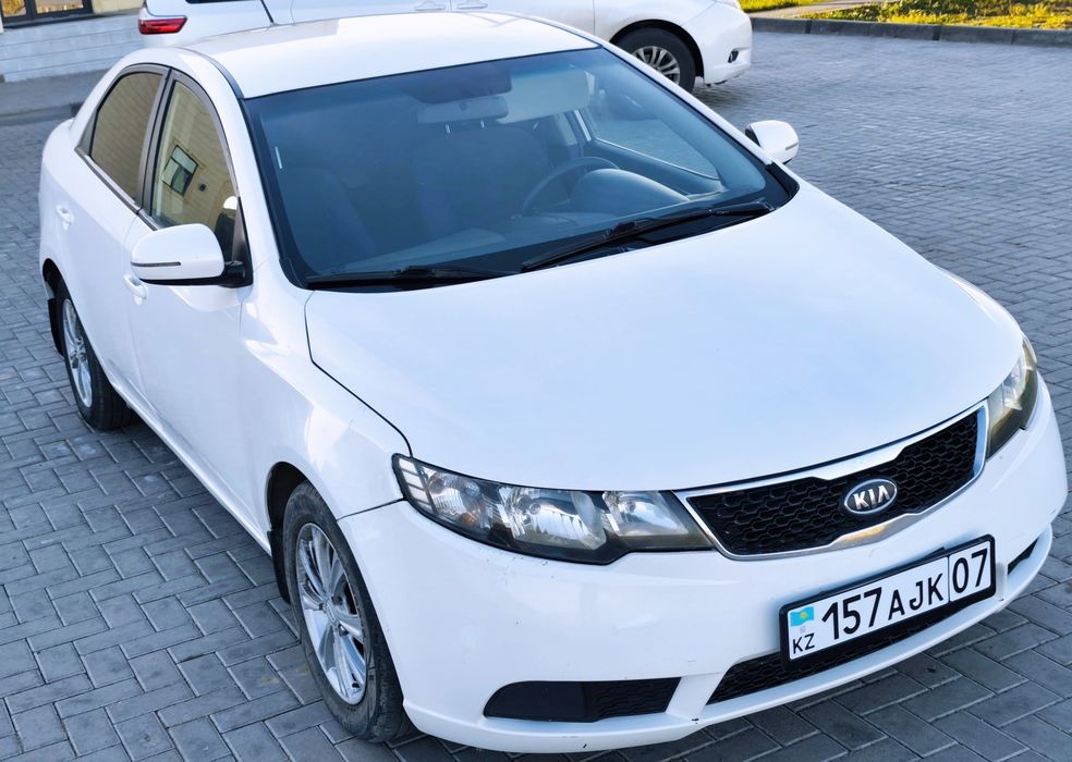 Срочно продам Kia Cerato. Автомат.