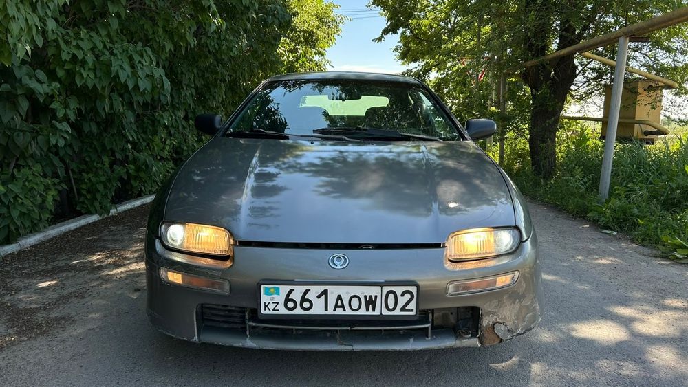 Продам срочно Mazda 323 на ходу