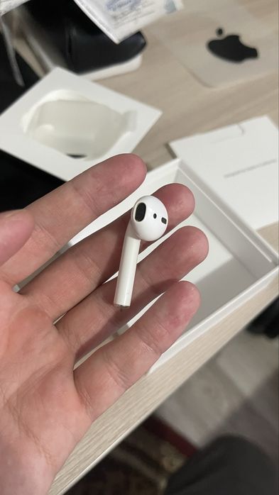 Продам airpods 2
