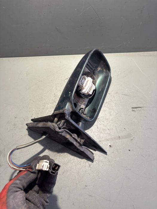 Oglinda dreapta electrica Volkswagen VW Caddy 2000 1.9 TD MT (90 hp)