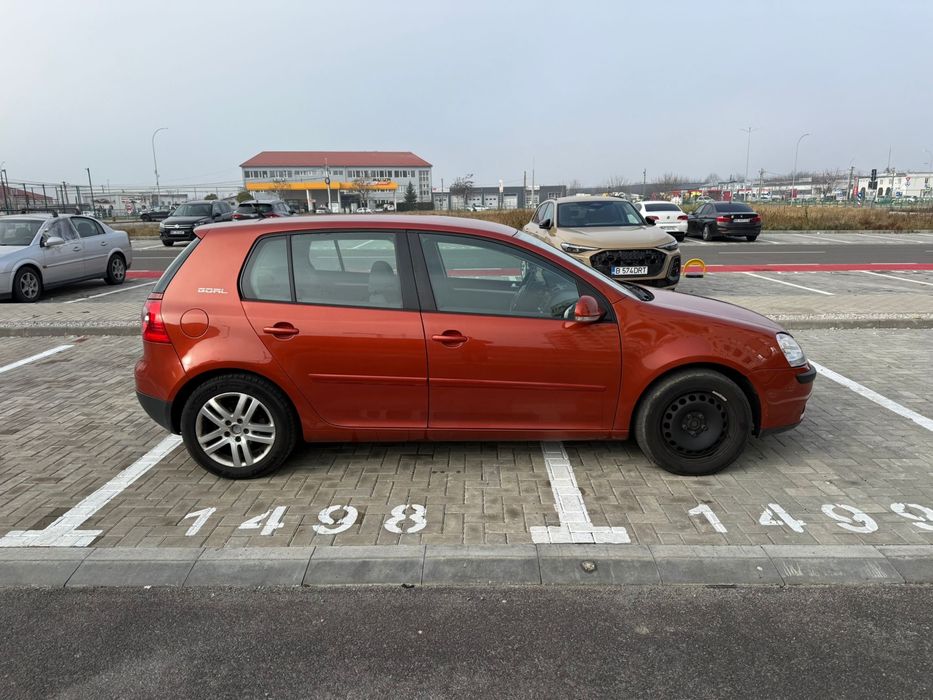 Golf 5 1.6 MPI 102 CP GPL, întreținut, acte în regulă.