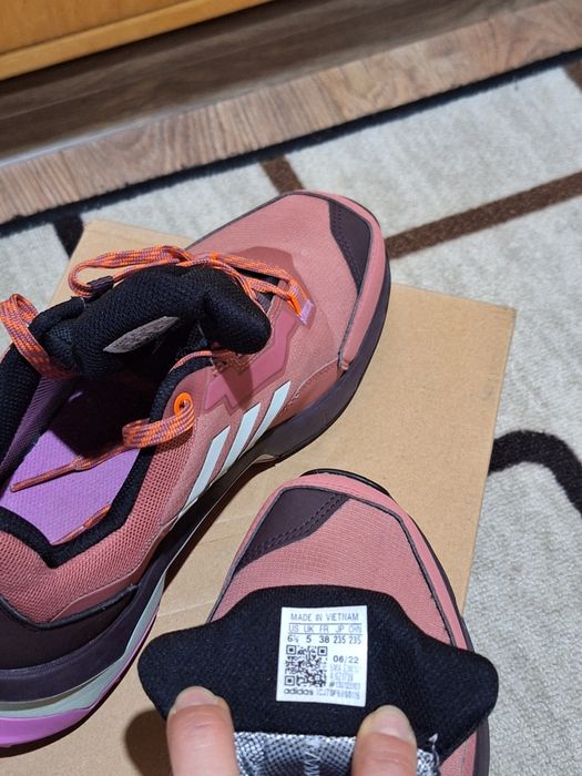 Обувки Adidas Terrex