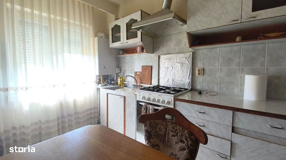 Apartament 3 camere in Deva, zona Eminescu – decomandat