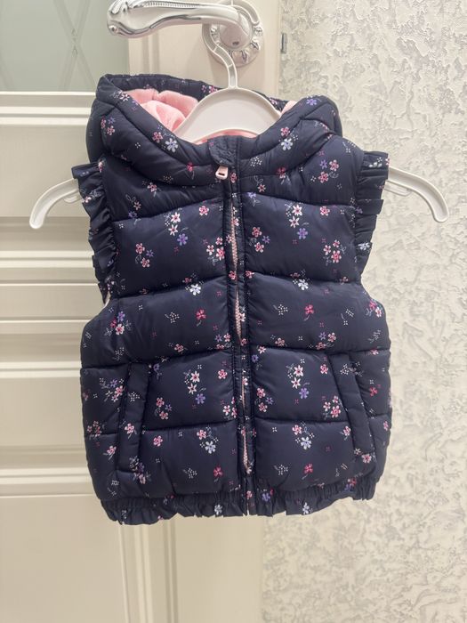 Безрукавка теплая для девочек