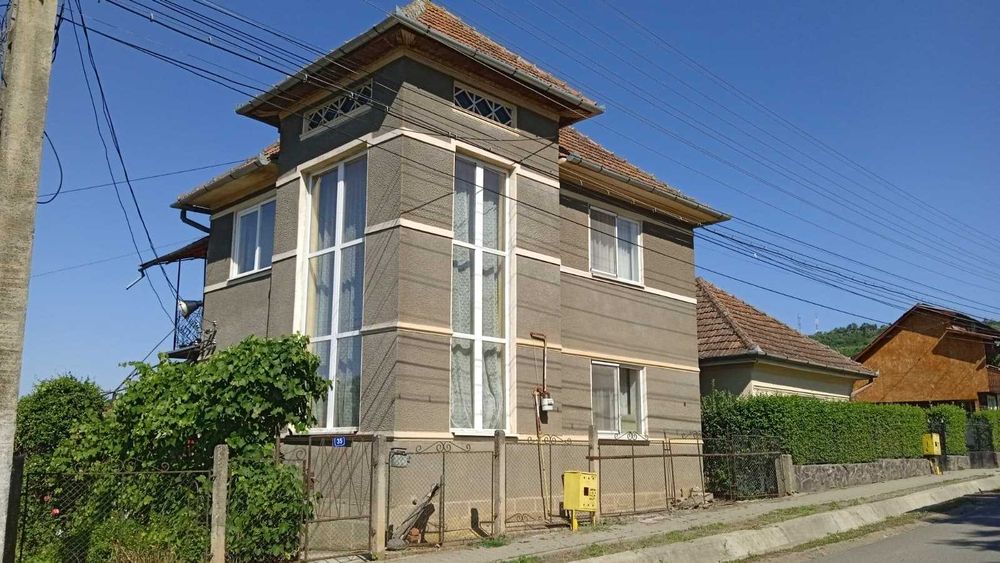 Casa de vanzare in Sarmasu