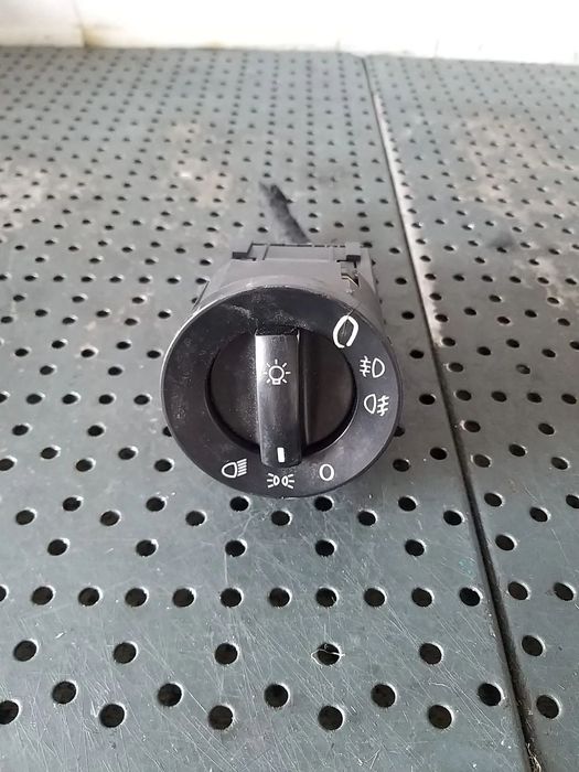 Bloc lumini vw polo 9n 6q0941531c