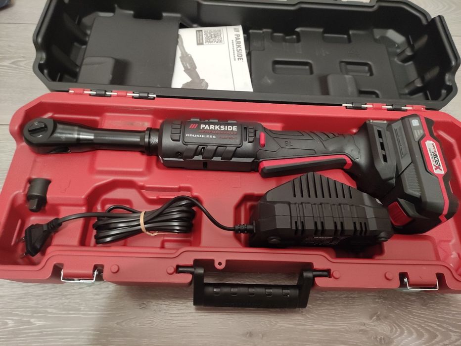 Cheie cu clichet electrica Parkside Performance pe acumulator de 20 V