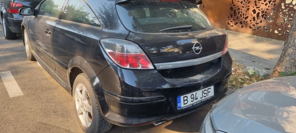 Opel Astra H  GTC , ediție sport.