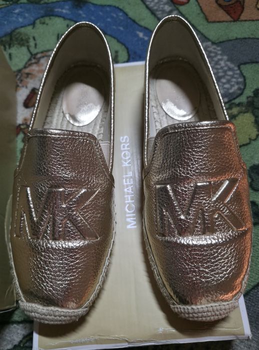 Pantofii aurii piele Michael Kors