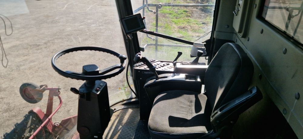 Продам комбайн Есиль-760