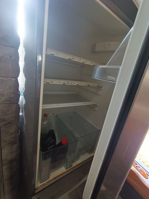 Холодильник  1.80