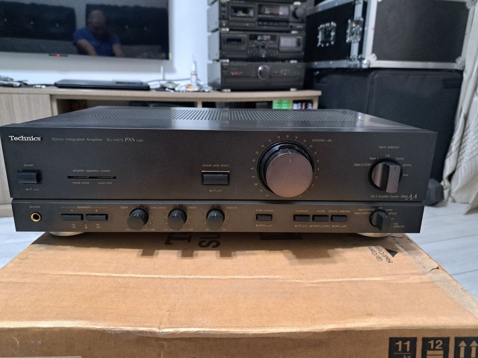 Amplificator Technics SU-V470 PXS cap