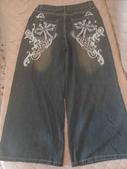 Vând blugi  de dama