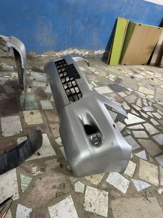 Продам кузовные запчати лексус 570