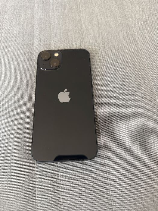 iPhone 13, 128 GB, culoare Midnight