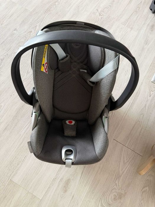 Scoica Cybex Cloud T Platinum + baza isofix 360 Sector 6