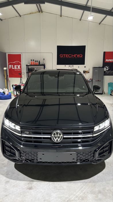 Detailing auto interior/exterior