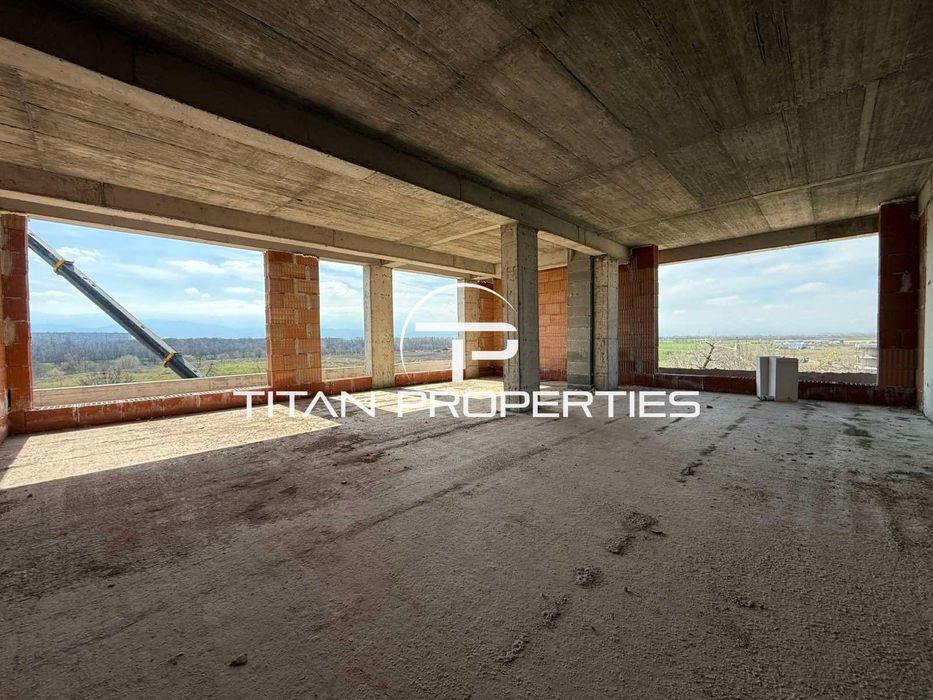 Многостаен апартамент за продажба в кв. Кършияка