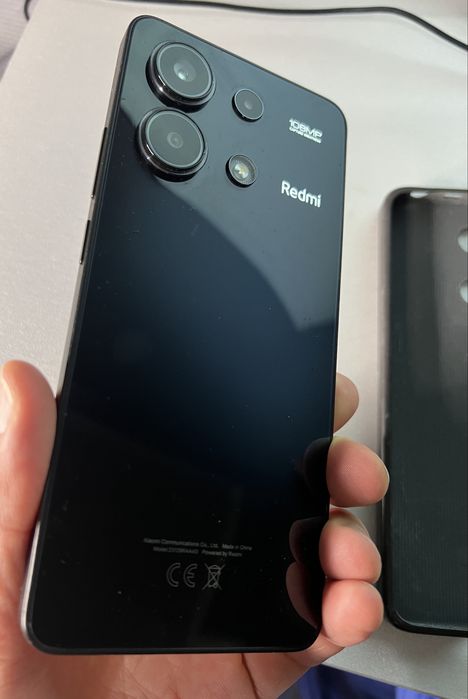 Xiaomi Redmi Note 13 128ГБ в идеальном состоянии