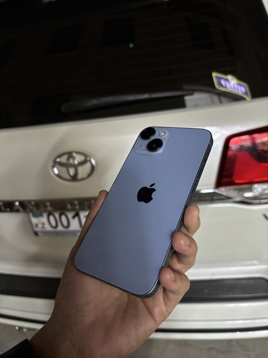 Айфон 14 көк түсте