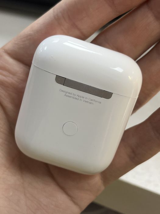 кейс от эйрподс 1