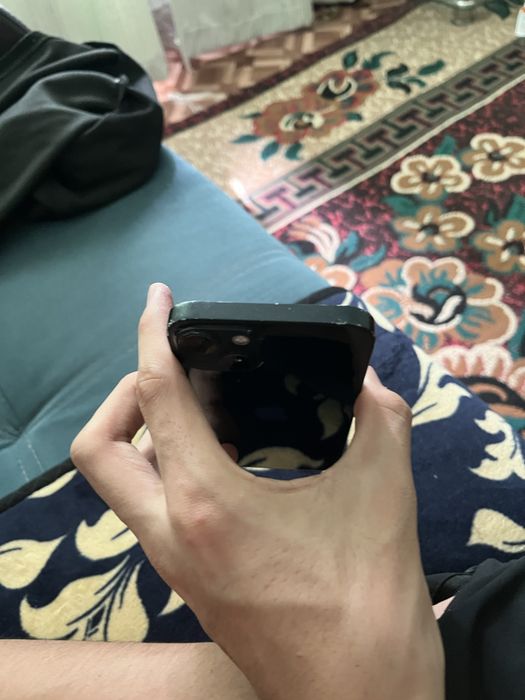 iPhone 13 с коробк