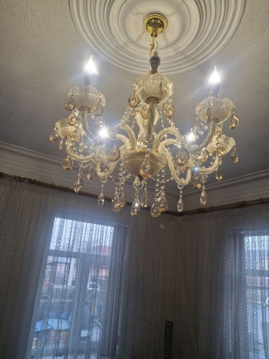 Продам люстру и 2 бра за 50 000