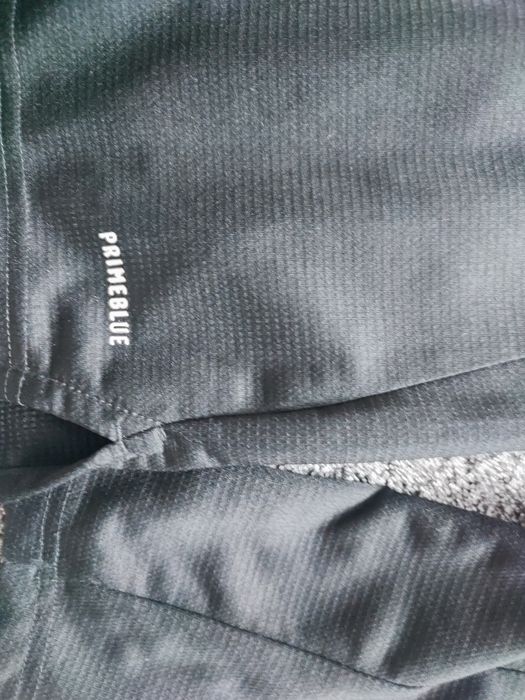 Горнище Adidas .