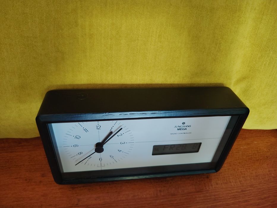 Ceas Jughans Radio controlat