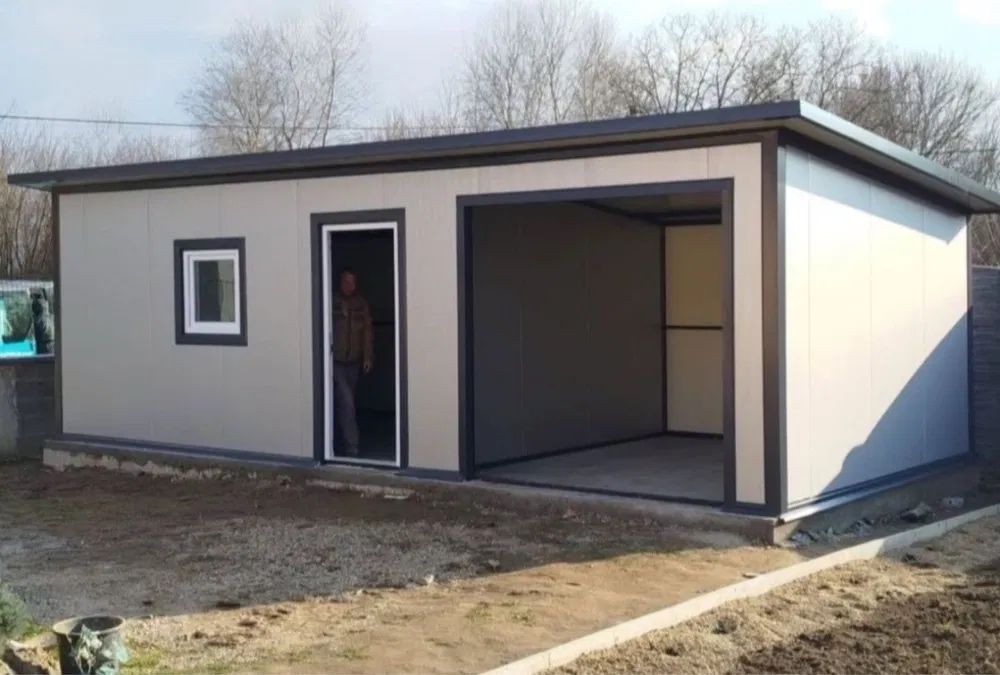 Vand garaje auto pe structura metalica