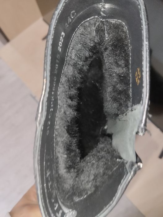 Продам мужскую обувь