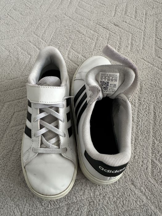 Детски маратонки adidas 33