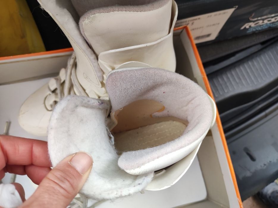 Кънки за фигурно пързаляне