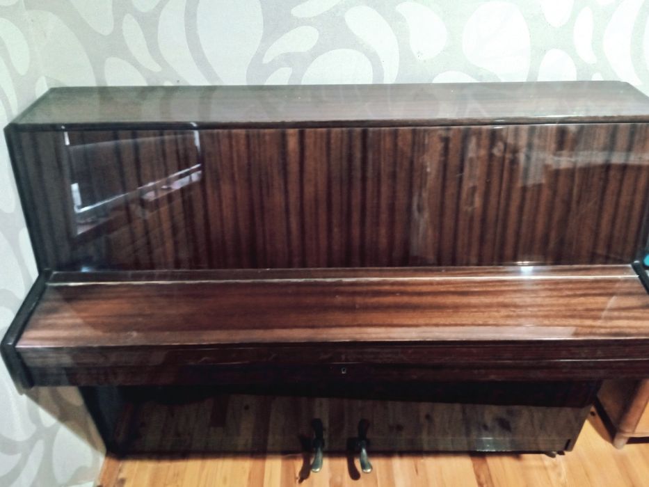 Немецкое пианино rönisch