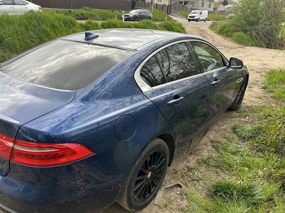 Piese Din Dezmembrari Usa Stanga Dreapta Fata / Usa Stanga Spate Jaguar XE / Aripa Spate / Stop / Piese Caroserie Jaguar XE 2015 2016 2017