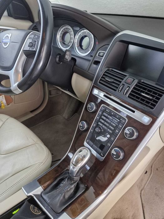 Volvo XC60 2013 | Motor 5 Pistoane (D3) | Automată | Service doar la Swedetech reducere la 8000 Euro