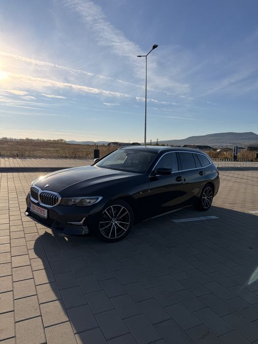 BMW 320d xDrive Luxury Line Full Options Panoramic