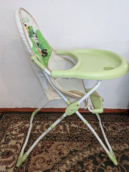 Продаю детский стол