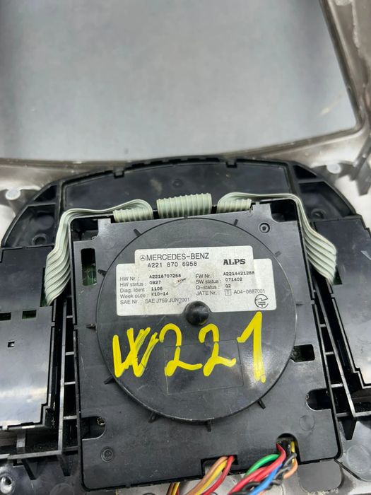 Consola centrala Mercedes-Benz S-Class S 320 CDI 7G-Tronic (235 hp)