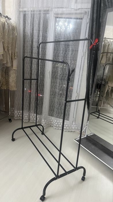 Вешалка для одежды