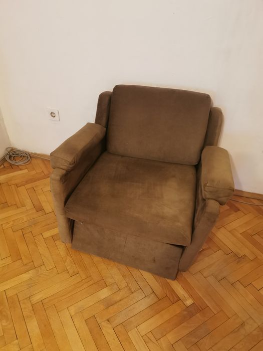 Разтегателен диван + кресла