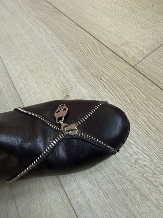 Дамски ботуши чизми