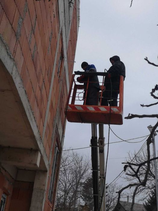 Автовишка под наем 15 метра.